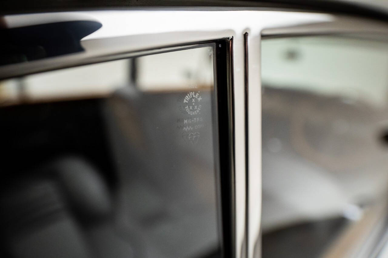 1967 Bentley T1 Saloon 179