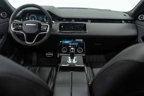 2023 Land Rover Range Rover Evoque P300 R-Dynamic HST