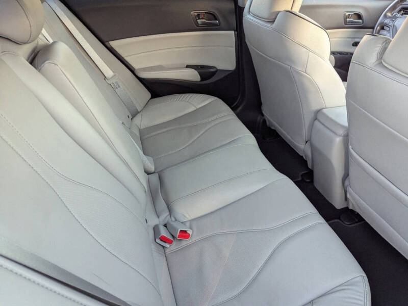 2020 Acura ILX w/Premium