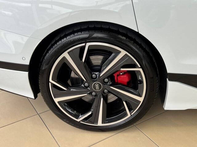 2025 Audi S6 Sportback e-tron quattro Prestige