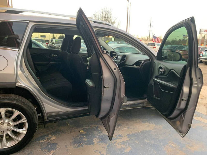 2019 Jeep Cherokee Latitude