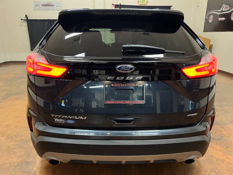 2022 Ford Edge Titanium