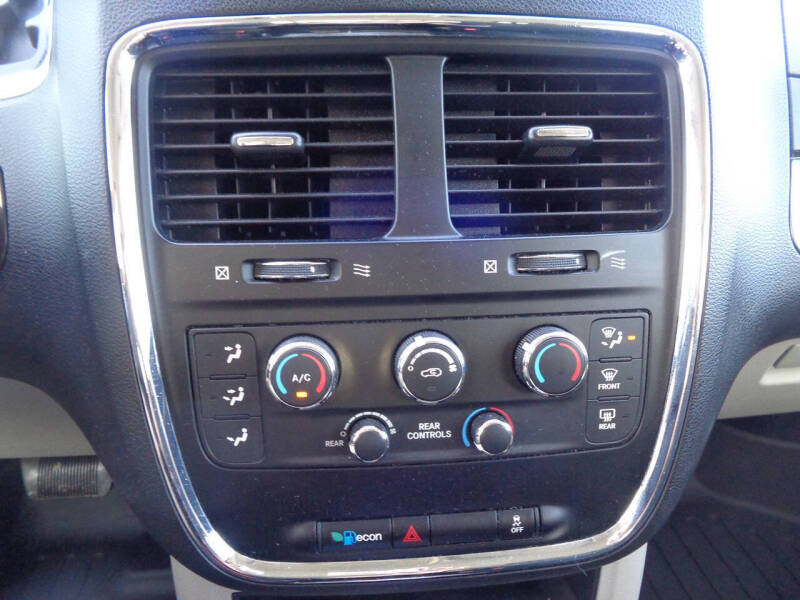 2012 Dodge Grand Caravan SE