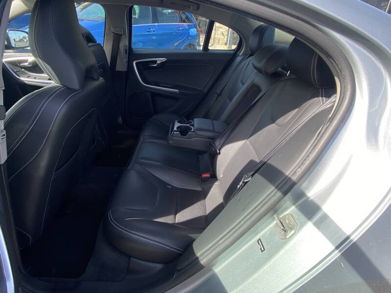 2017 Volvo S60 T5 Dynamic