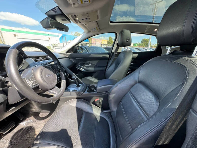 2018 Jaguar E-PACE P250 SE