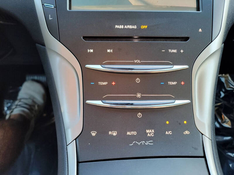 2015 Lincoln MKZ Hybrid