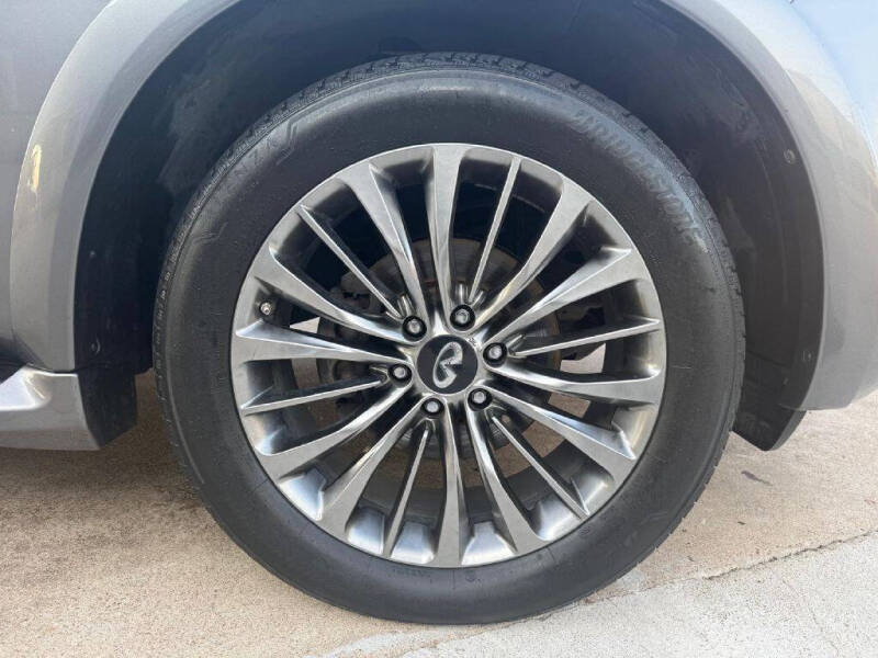 2019 Infiniti QX80 Luxe