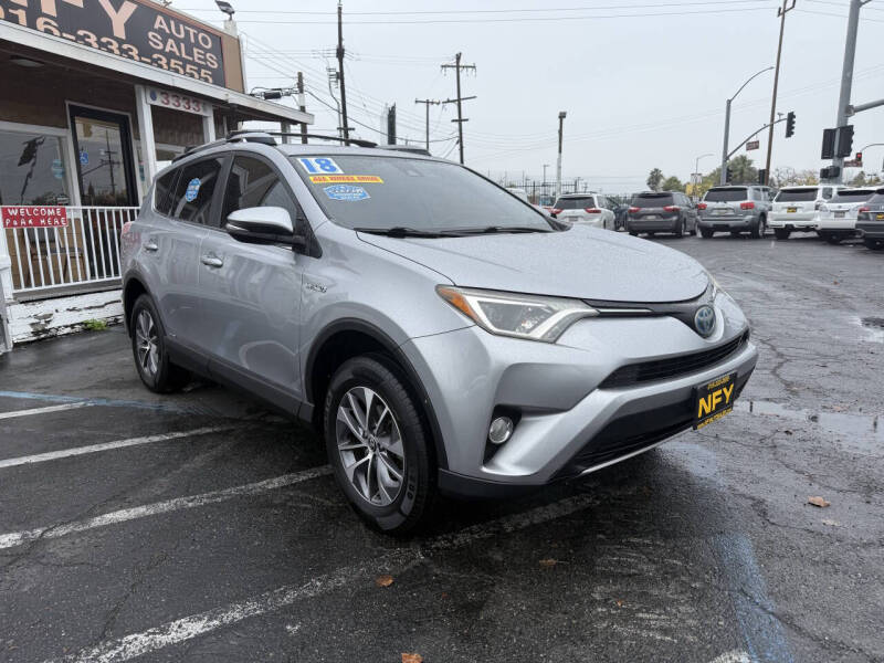 2018 Toyota RAV4 Hybrid XLE