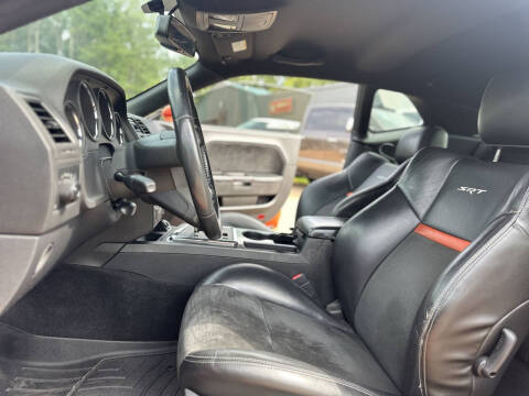 2008 Dodge Challenger SRT8