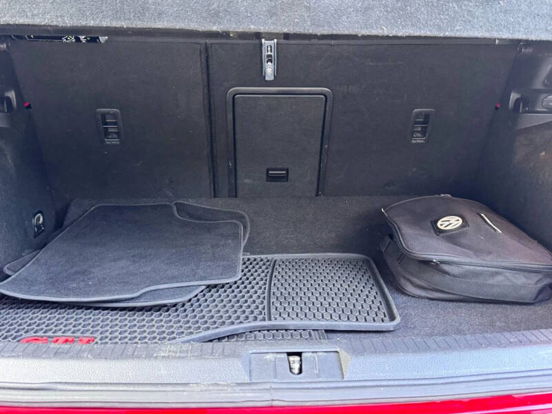 2017 Volkswagen Golf GTI S