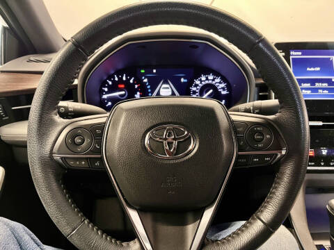 2019 Toyota Avalon XLE