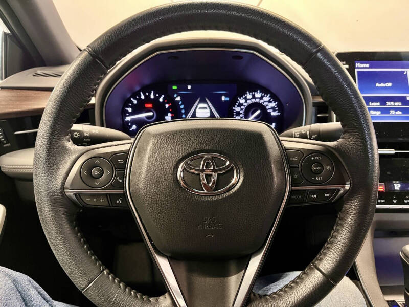 2019 Toyota Avalon XLE
