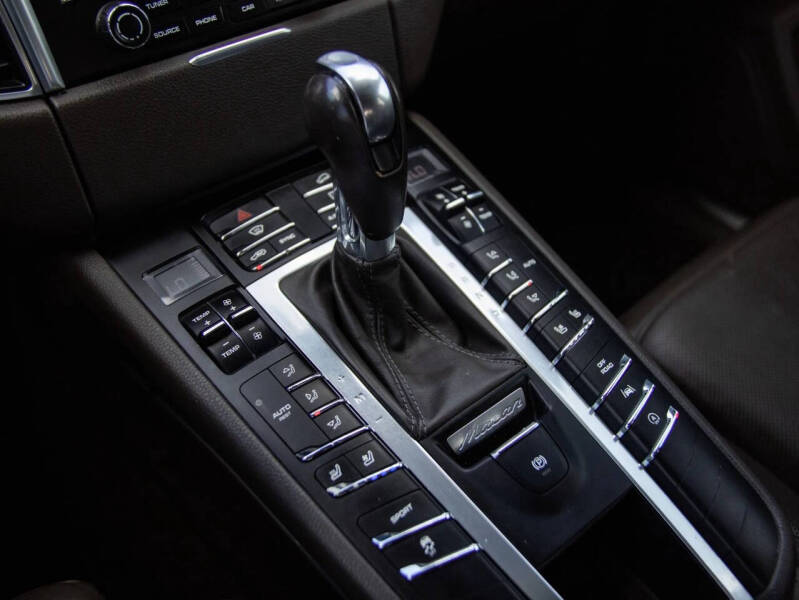 2017 Porsche Macan S