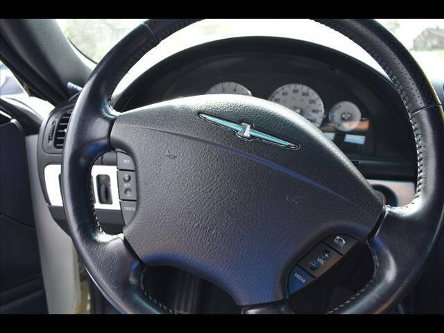 2003 Ford Thunderbird