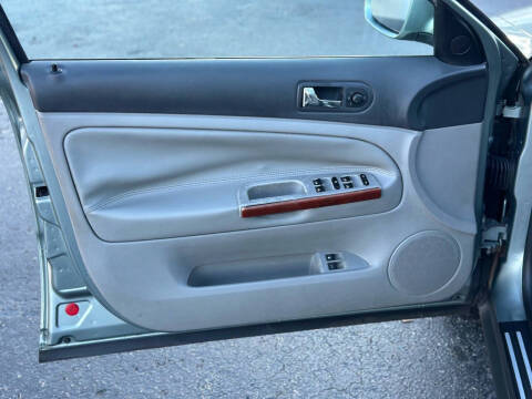 2004 Volkswagen Passat GLX