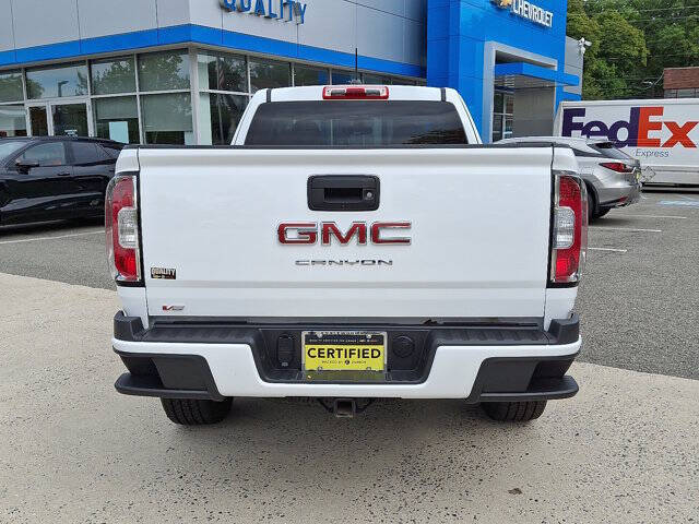 2022 GMC Canyon Elevation Standard