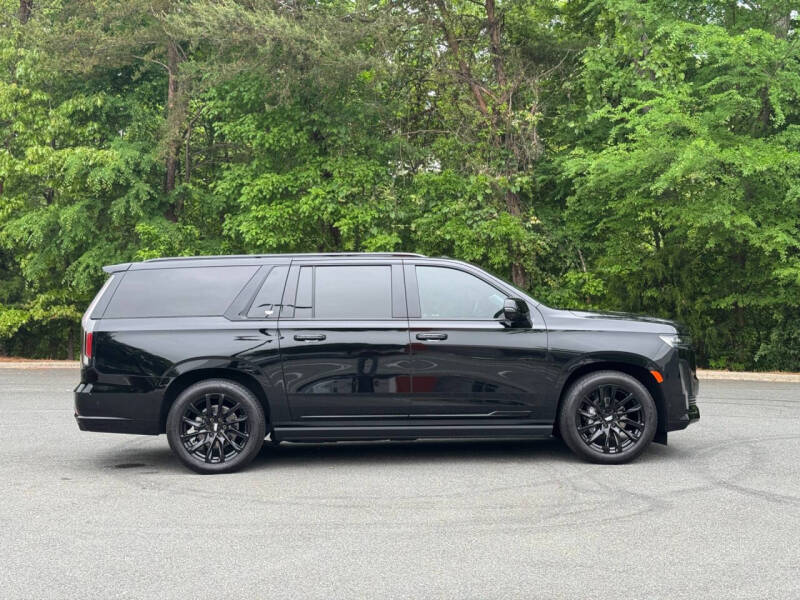 2024 Cadillac Escalade ESV Sport Platinum