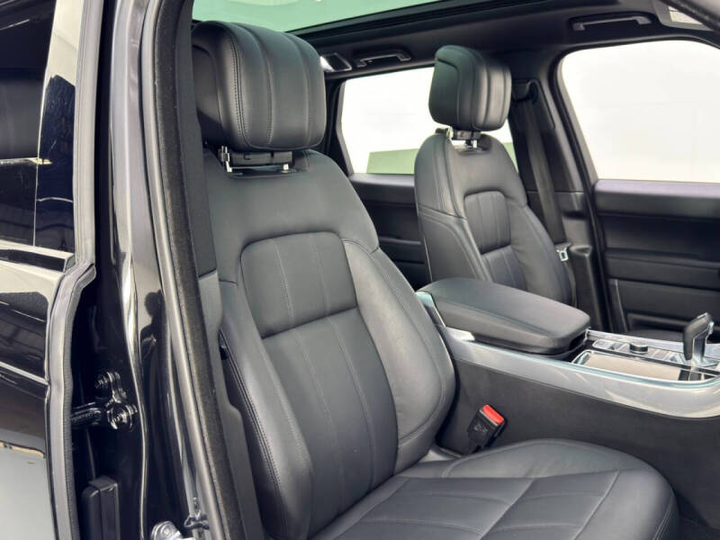 2022 Land Rover Range Rover Sport SE