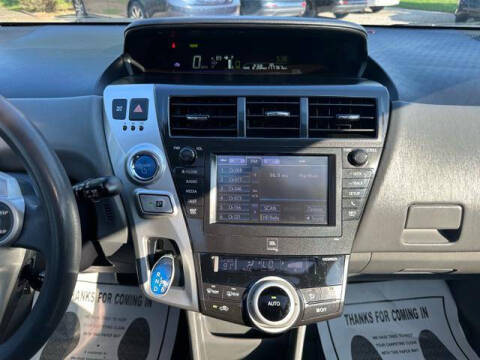2012 Toyota Prius v Five