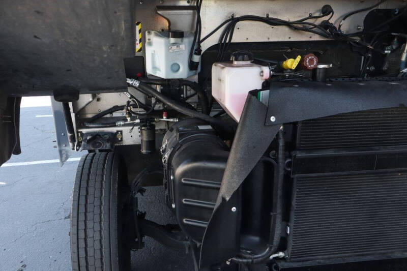 2020 Freightliner MT45 Chassis
