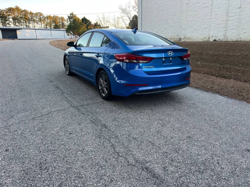 2018 Hyundai Elantra