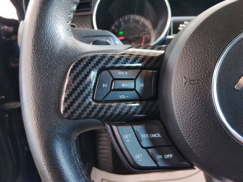 2020 Ford Mustang EcoBoost