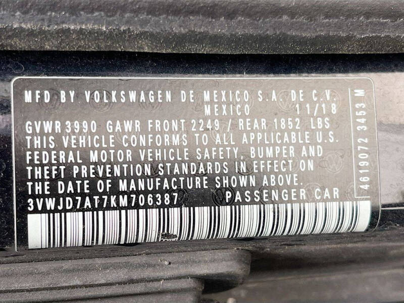 2019 Volkswagen Beetle 2.0T SE