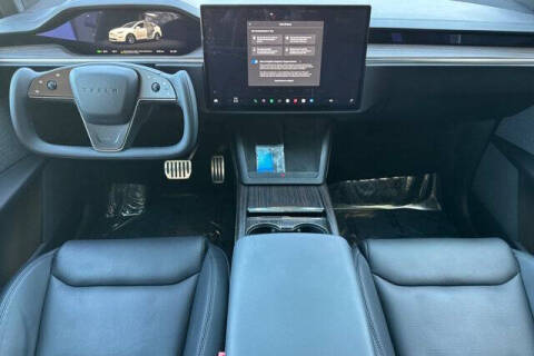 2023 Tesla Model X Standard Range