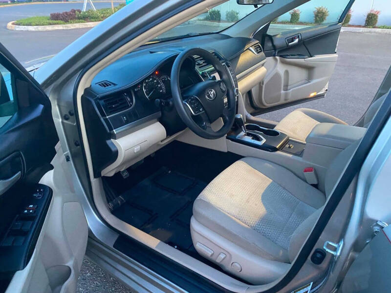 2014 Toyota Camry LE