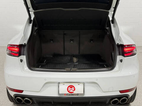 2019 Porsche Macan S