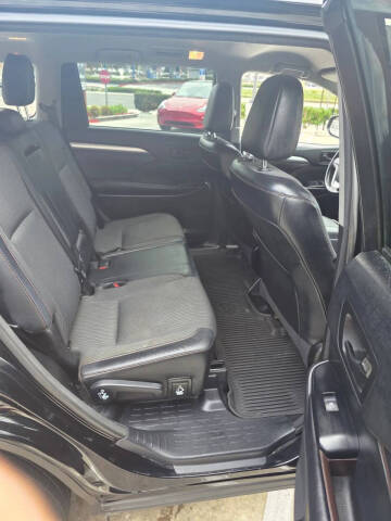 2017 Toyota Highlander