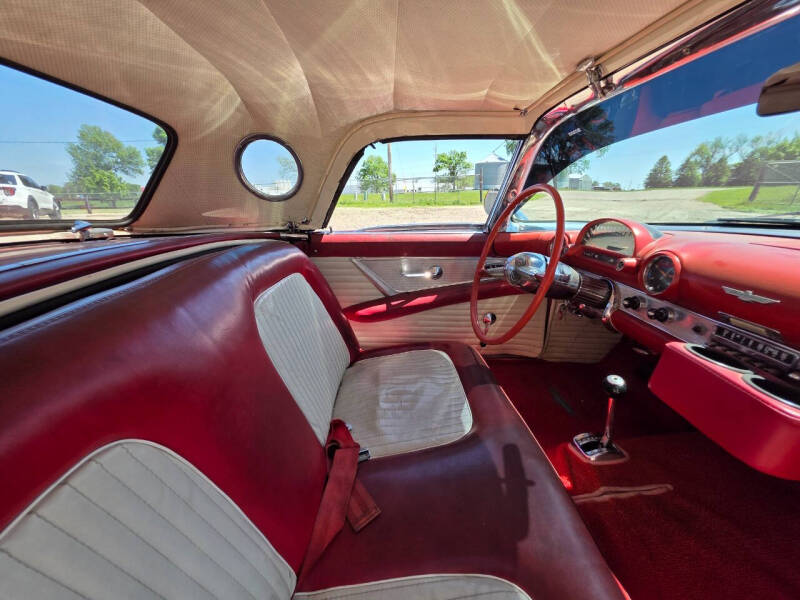 1955 Ford Thunderbird