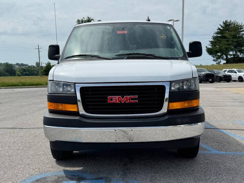 2025 GMC Savana 2500
