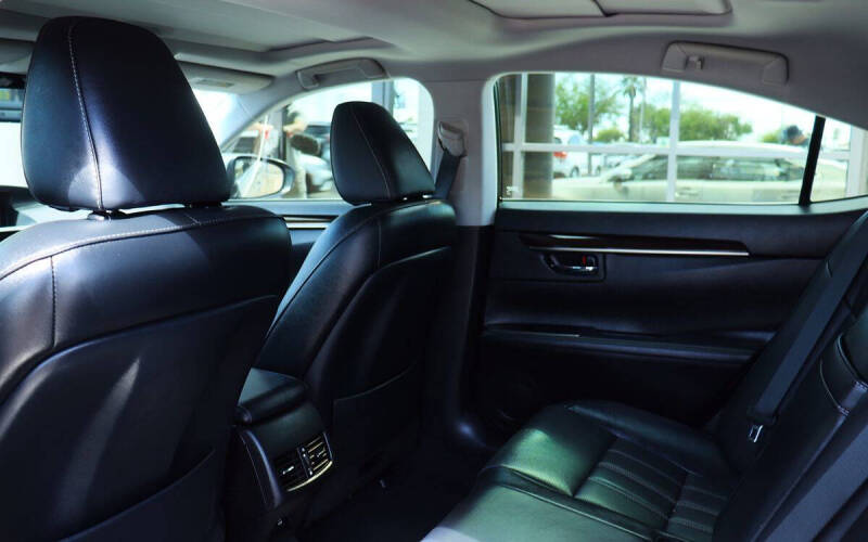 2016 Lexus ES 350