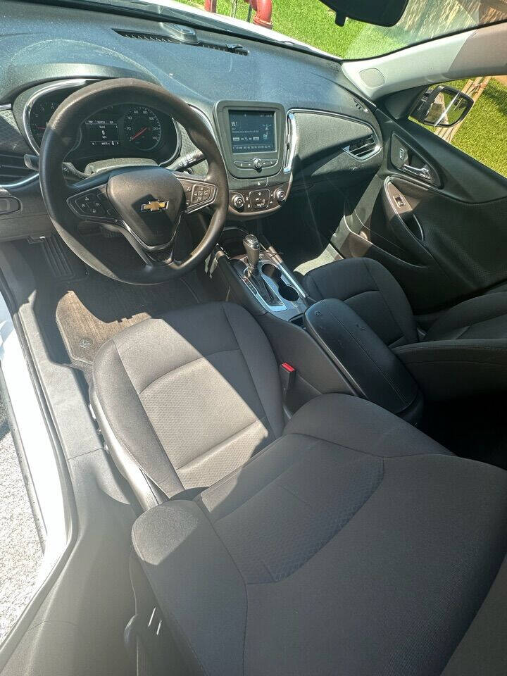 2016 CHEVROLET Malibu Sedan - $11,999