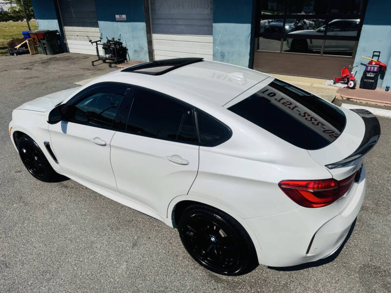 2015 BMW X6 M