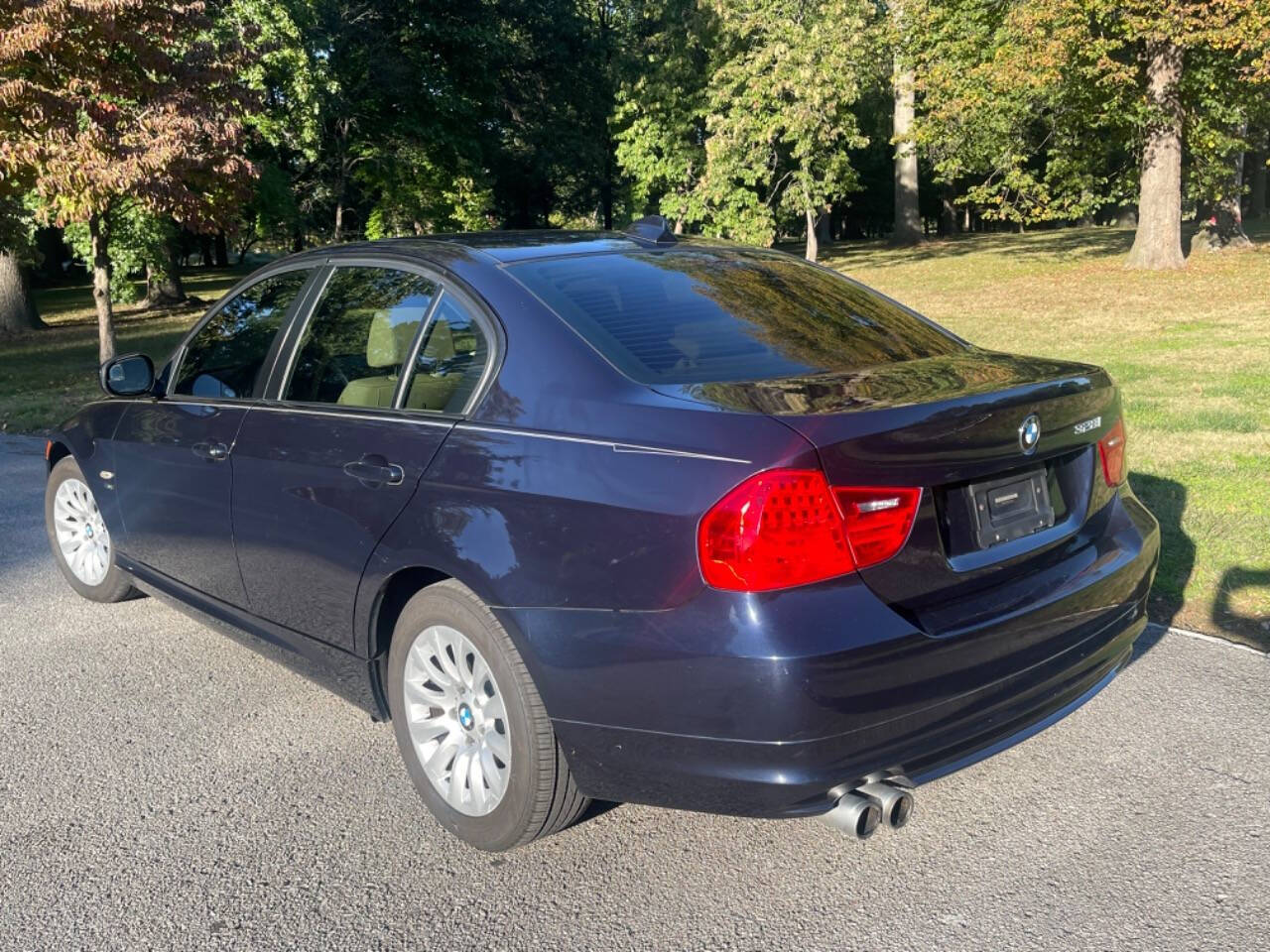 2009 BMW 3 Series for sale at Tower Grove Auto in Saint Louis, MO