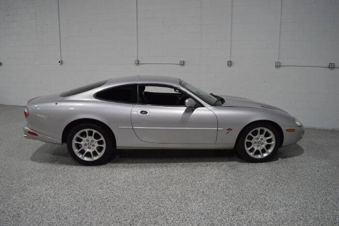 2002 Jaguar XKR