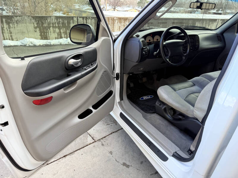 2003 Ford F-150 SVT Lightning