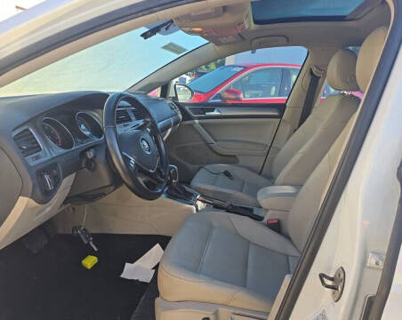 2017 Volkswagen Golf