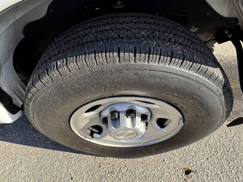 2021 Chevrolet Express 2500