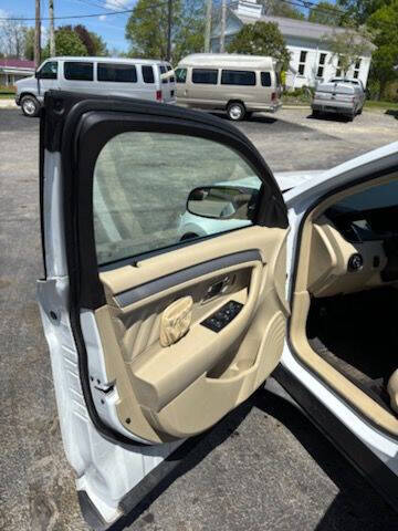 2015 Ford Taurus