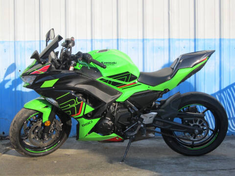 2024 Kawasaki EX650 Ninja ABS