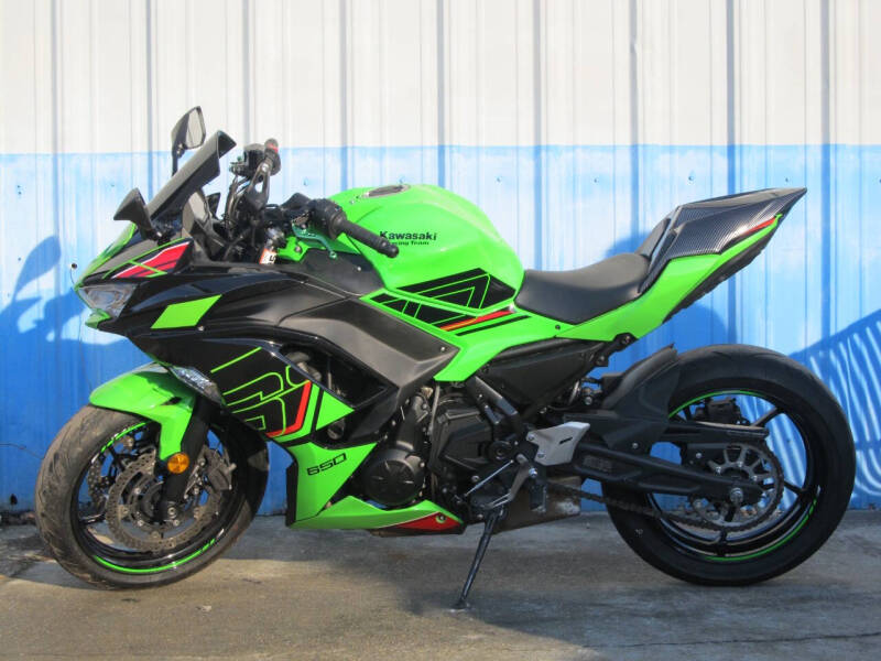 2024 Kawasaki EX650 Ninja ABS