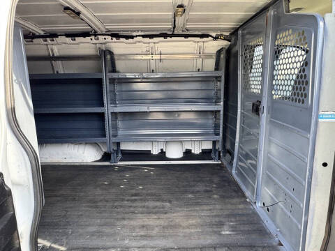 2021 Chevrolet Express 2500