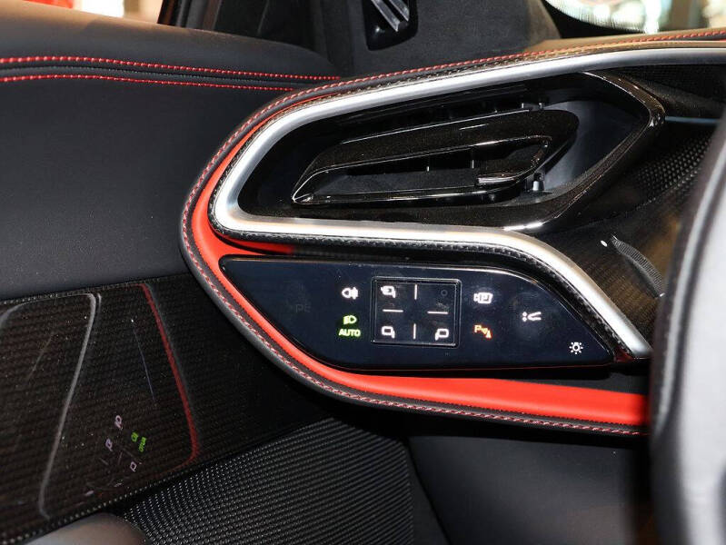 2023 Ferrari 296 GTS