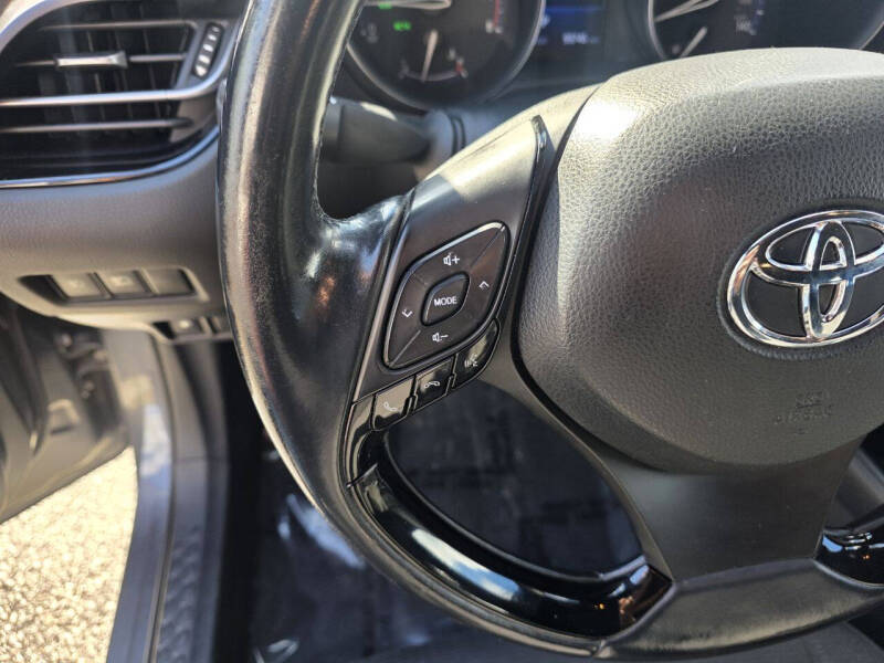 2018 Toyota C-HR XLE Premium