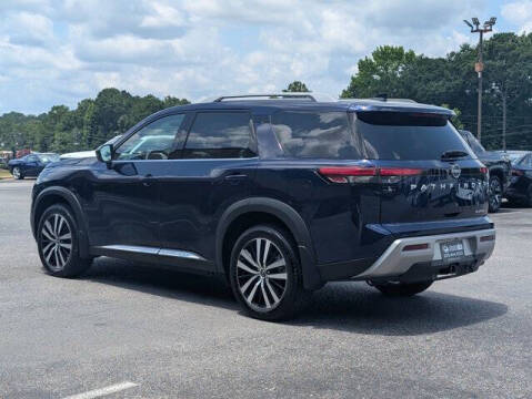 2025 Nissan Pathfinder Platinum