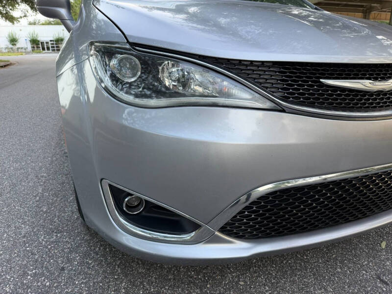 2018 Chrysler Pacifica Touring L