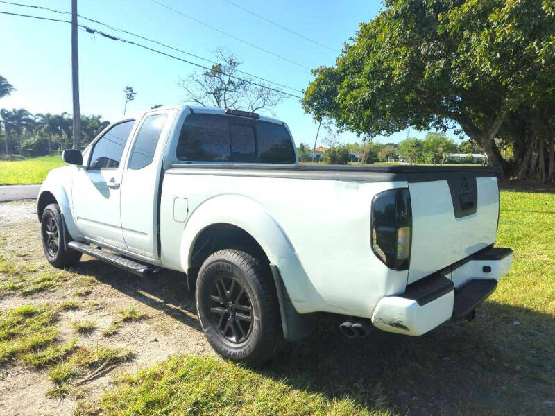 2017 Nissan Frontier S
